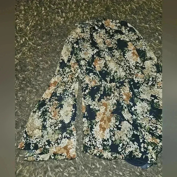 PrettyLittleThing Pants - Pretty little thing romper medium new with tags